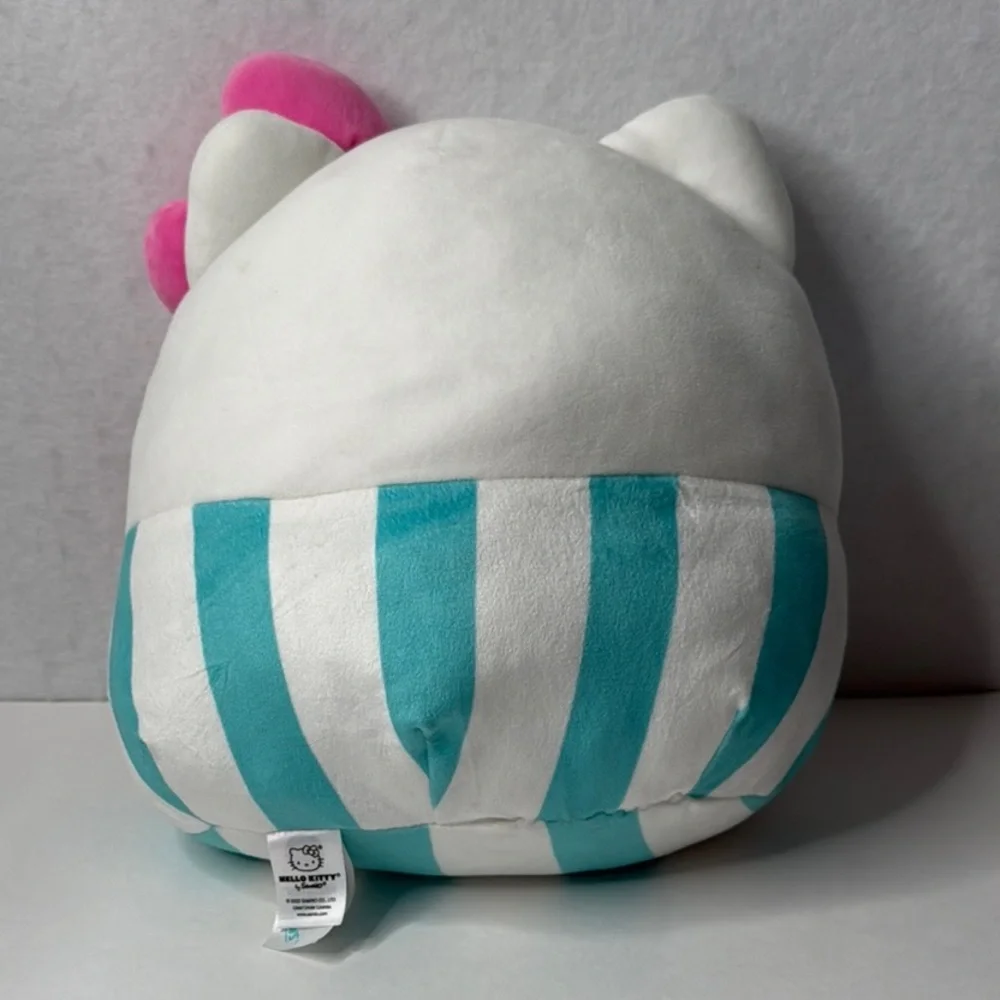 NWT Hello Kitty and Friends Burger Food Truck Sanrio Squishmallow Plushie 12